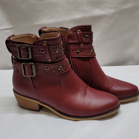 Burgundy ankle boots - Picture 1 of 3